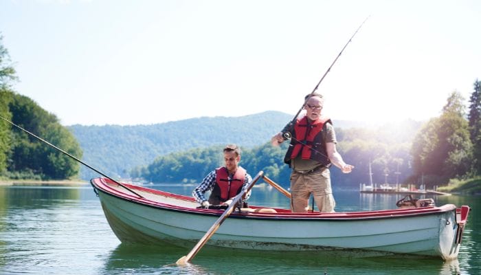 Safety Precautions To Take While on a Boat